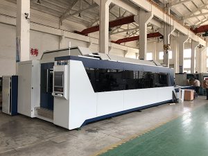 1500mm x 3000mm Sıcak Satış ve Iyi Fiyat Fiber Lazer Kesim Makinesi ile 500 W, 700 W, 1000 W Lazer Kaynağı