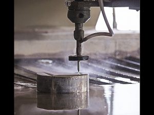 CNC Su Jeti Kesme CNC Su Jeti Kesme Makinesi, Çelik Kesme - Granit - Plastik