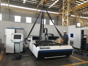 Çin fabrika rozeti kesme makinası + değiştirilebilir fiber lazer kesici