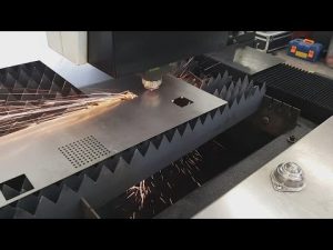 Nasıl Çin Accurl 700w 1000w Paslanmaz Çelik için Fiber Sac CNC Lazer Kesim Makinesi